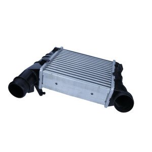 MAXGEAR Chladič plniaceho vzduchu AC680187